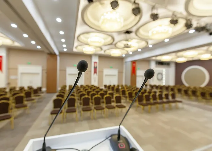 Western Vib Antalya Hotel 4*