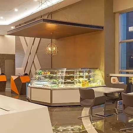 Western Vib Antalya מלון 4*